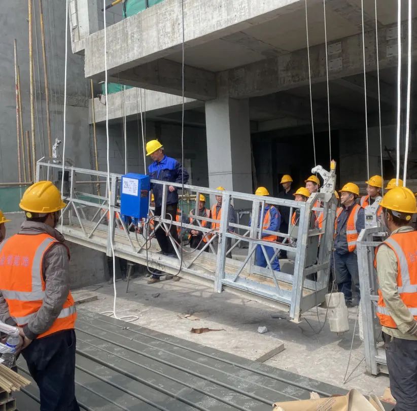 笃定目的 砥砺前行 | 球王会装饰鹿鸣未来社区二期幕墙工程举行竣备冲刺大会-球王会新闻-球王会有限公司