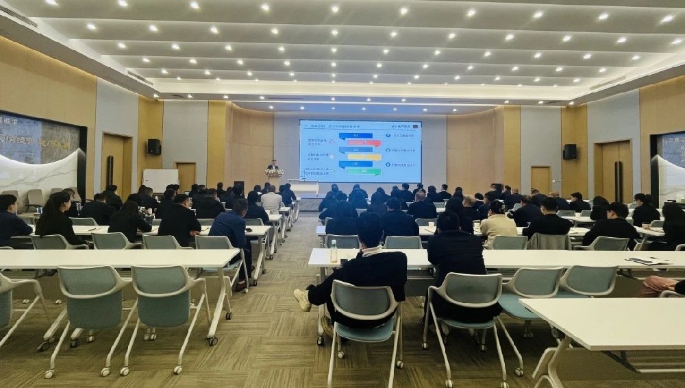 言传身教 学无止境|球王会集团开展本钱控制专项培训