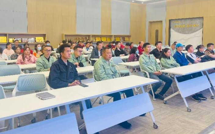 球王会装饰开展全员消防培训演练 筑牢企业清静